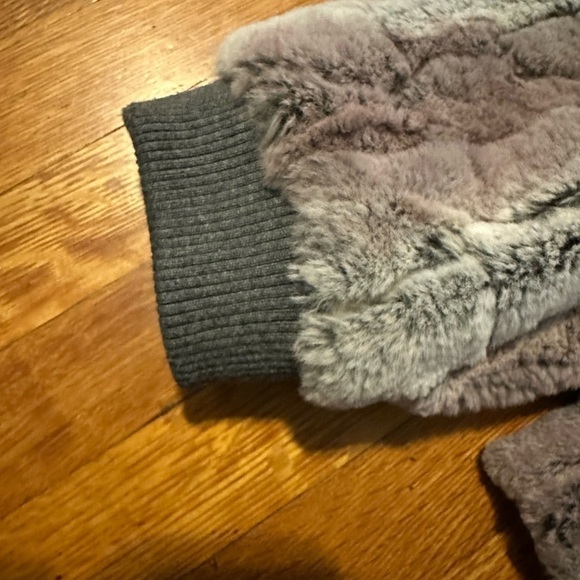 DYLAN SulkyFaux Fur Jacket, like new - Picture 7 of 7